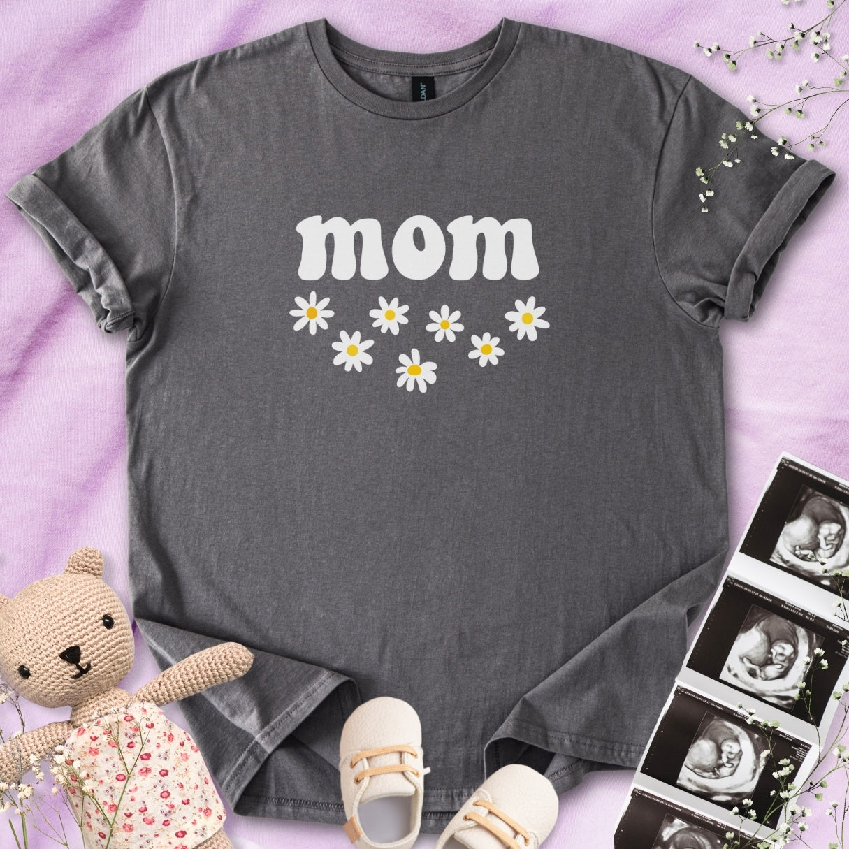 Mom Daisy Floral Tee