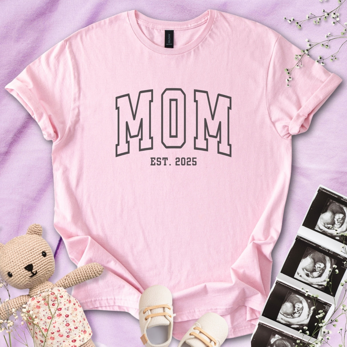 Mom Est Tee