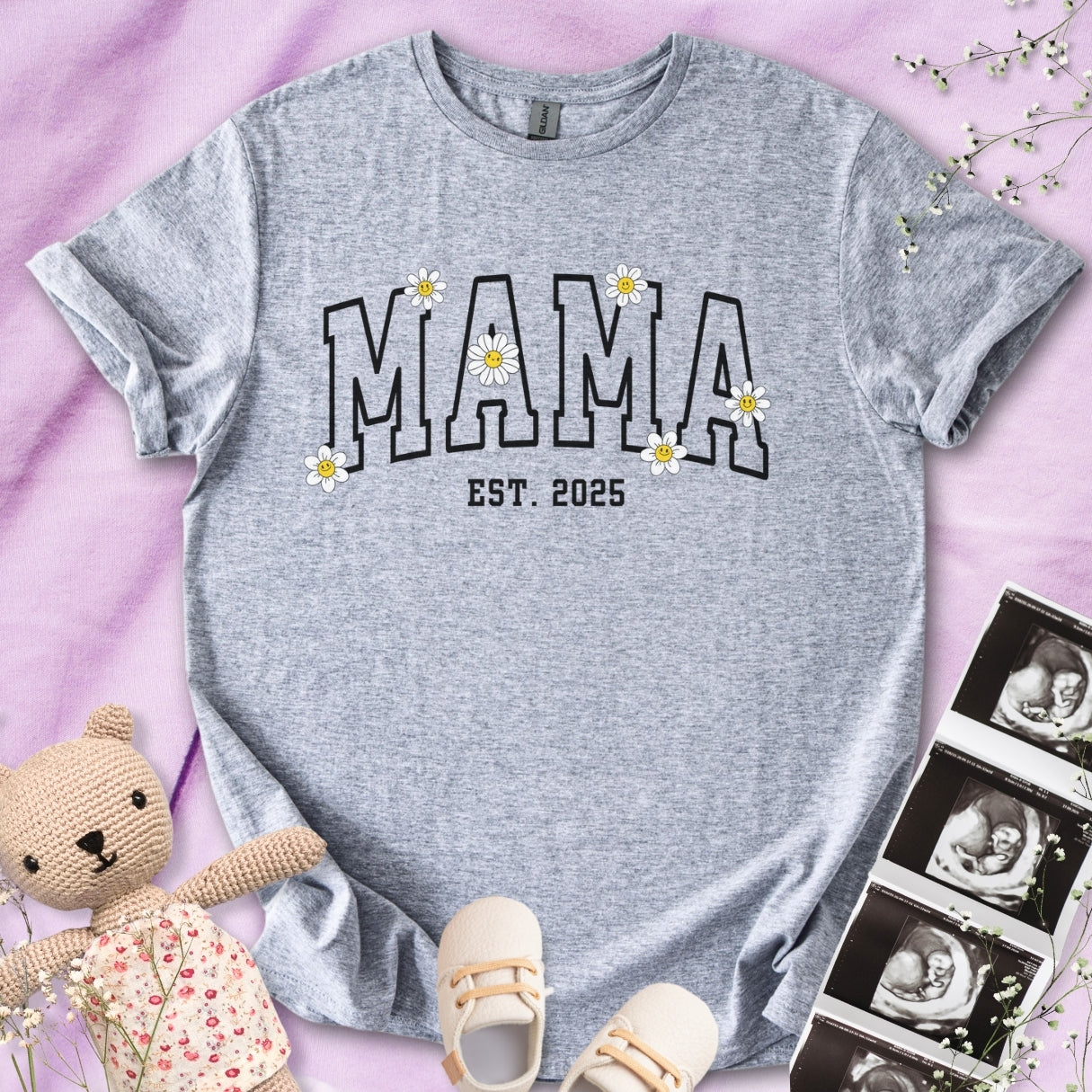 Mama Daisy Est Tee