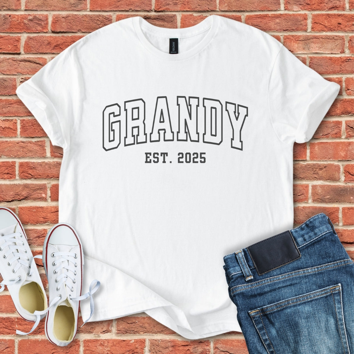 GRANDY - Est Varsity Tee