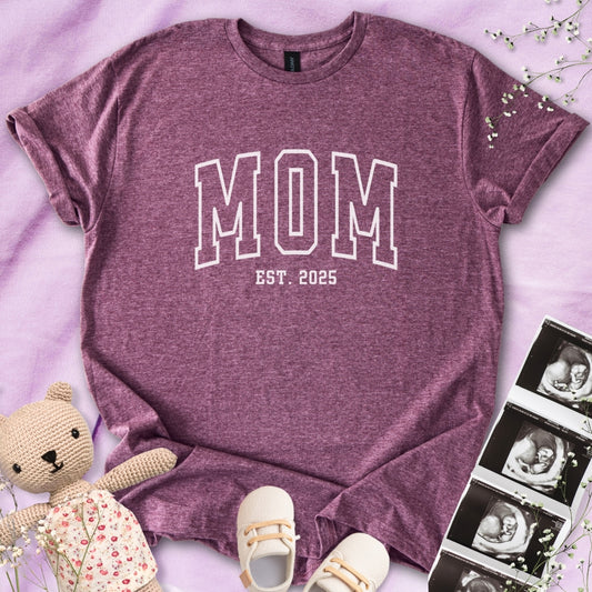 Mom Est Tee