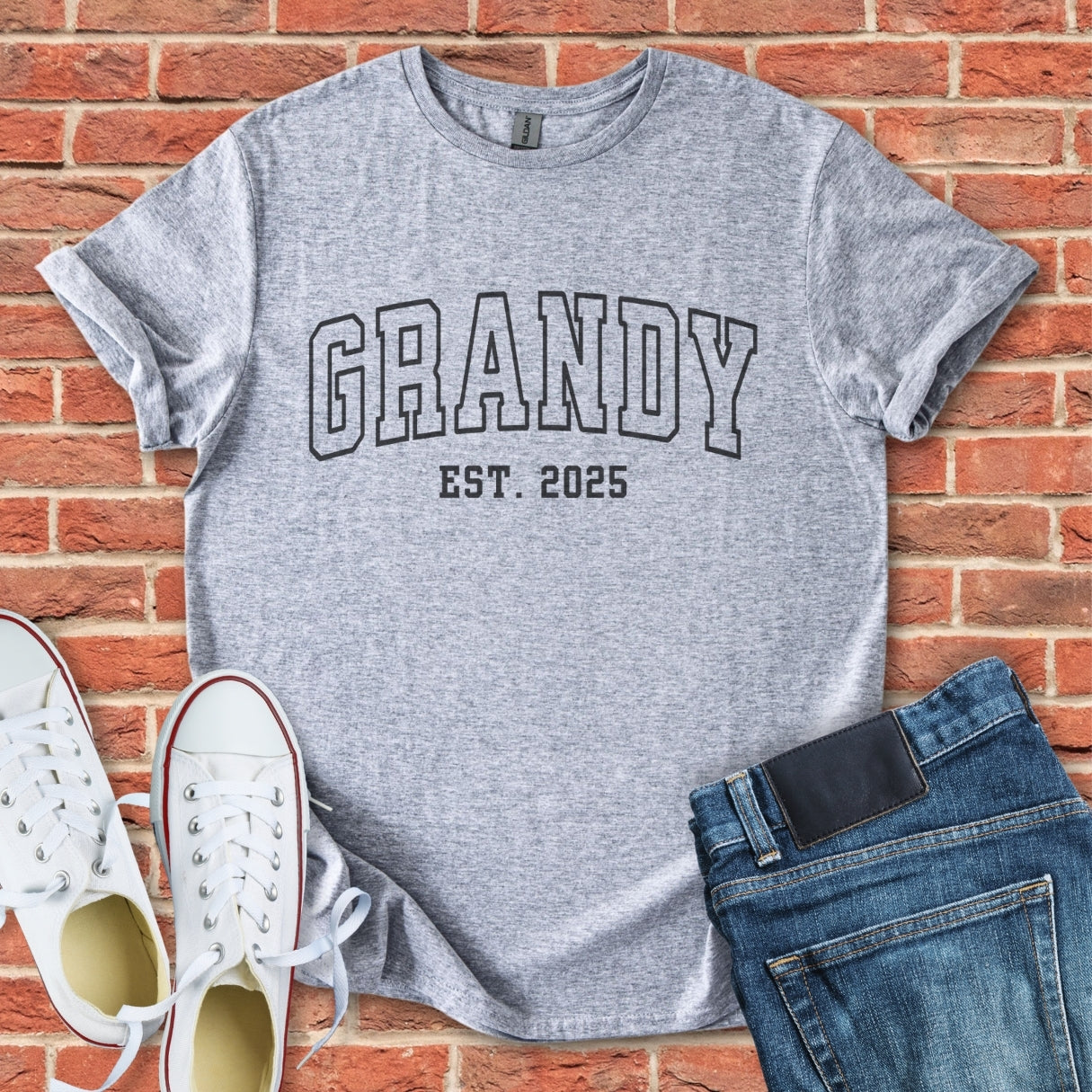 GRANDY - Est Varsity Tee