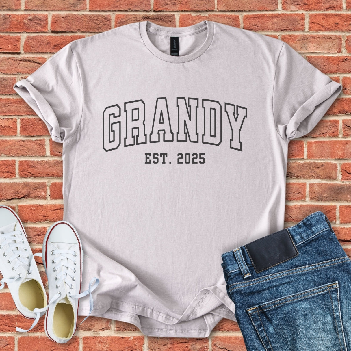 GRANDY - Est Varsity Tee